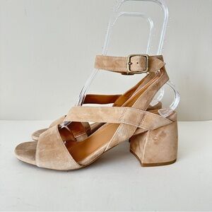 NEW Vionic Samara Tan Suede Block Heel  Ankle Strap Women's Sandals, Sz 10